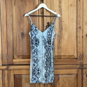 Sanctuary Wrap mini dress lizard print Sz. MD.
